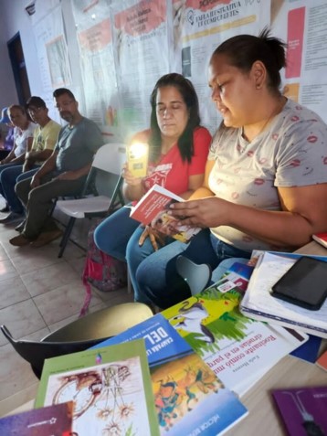 Venezuela impulsa lectura crítica para todo público