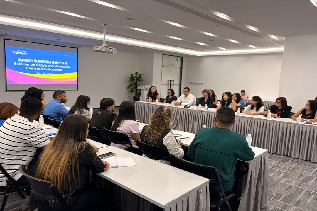Delegación venezolana impulsa turismo soberano mediante el modelo chino Sanya
